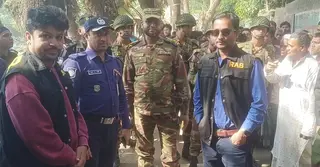 নোয়াখালীতে ছিনতাইয়ের অভিযোগে গণপিটুনি; পুলিশের তালিকাভুক্ত ‘সন্ত্রাসীর’ মৃত্যু